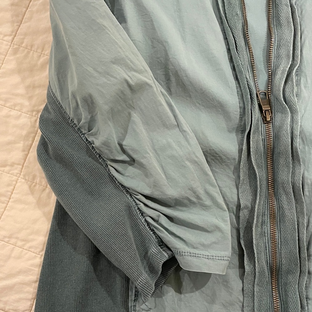 Lightweight Utility Jacket - Picture 4 of 6